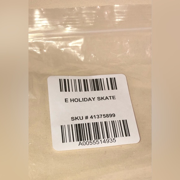 Torrid NWT Holiday Skate Earrings - Picture 12 of 12